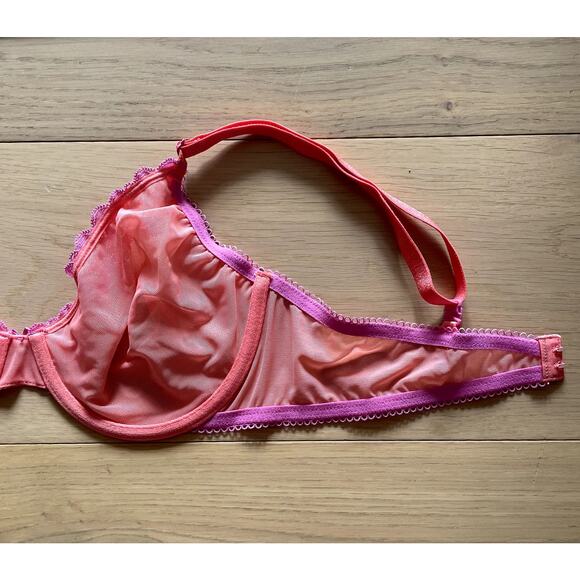 Victoria's Secret Tease Lace-Trim Unlined Demi Bra 36C - Picture 4 of 4